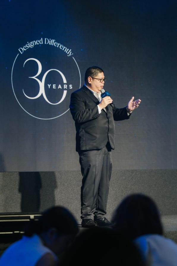 [2] mr. ferdinand “louie” roxas, general manager of galderma philippines