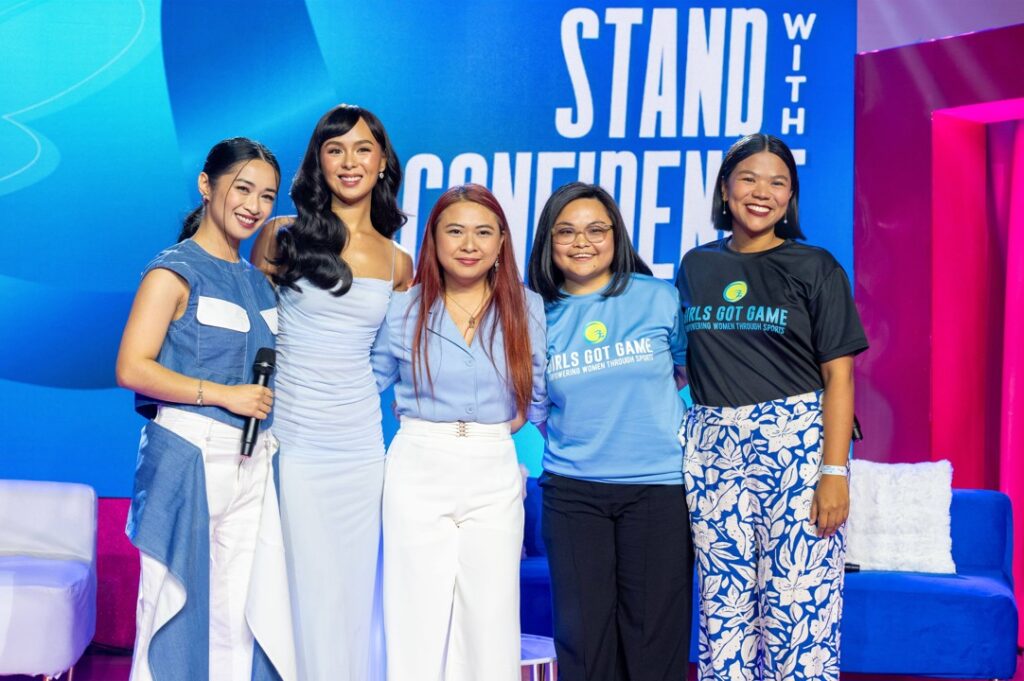modess' stand with confidence session at beautycon 2026