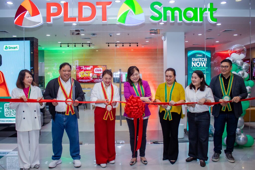 pldt, smart open first ever co located store in tacloban city