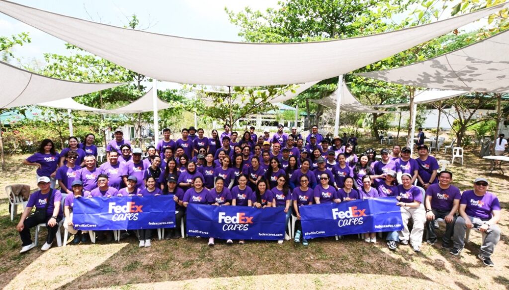 kv fedex cares x greenearth 1