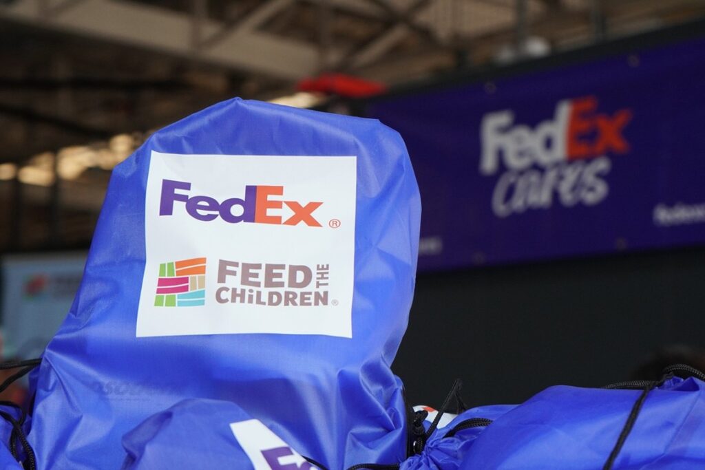 kv feed the children [3]