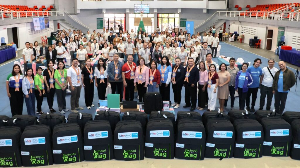 School-in-a-Bag Reaches Far-Flung Schools in Southern Leyte school in a bag reaches far flung schools in southern leyte (2)