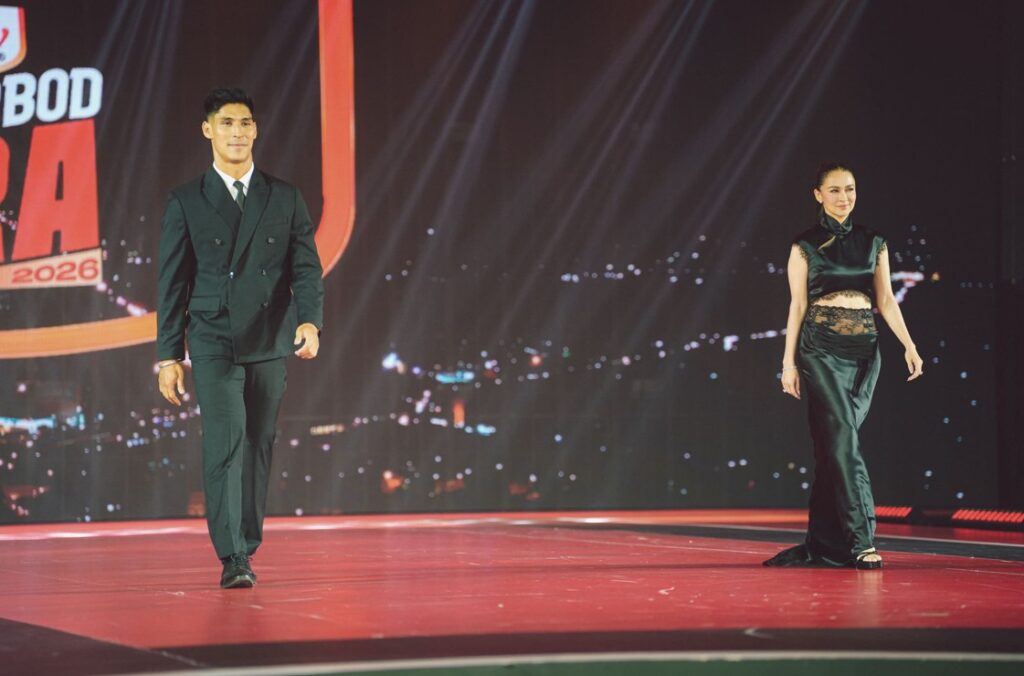 Where Strength Meets Purpose: Century Tuna Crowns Its 20th Superbods Champions (4) century tuna superbods 2014 grand winner mauro lumba and guest judge marian rivera